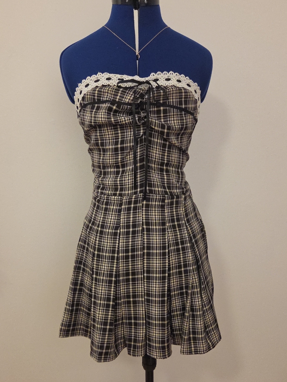 Strapless Plaid Lace-Trim Mini Dress - Black & Cream